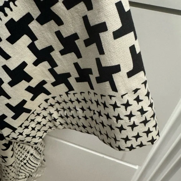 CAbi- Coupe Bomber Jacket Off-White and Black Jacket-Medium - Picture 7 of 10